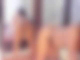 Laura Saenz's Live Sex Cam Show