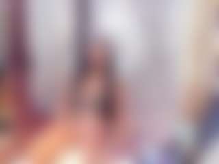 Laura Saenz's Live Sex Cam Show