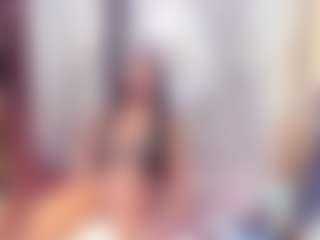 Laura Saenz's Live Sex Cam Show