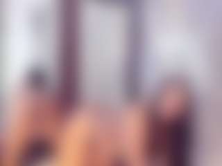 Laura Saenz's Live Sex Cam Show