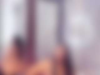 Laura Saenz's Live Sex Cam Show