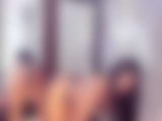Laura Saenz's Live Sex Cam Show