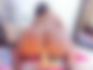 Laura Saenz's Live Sex Cam Show