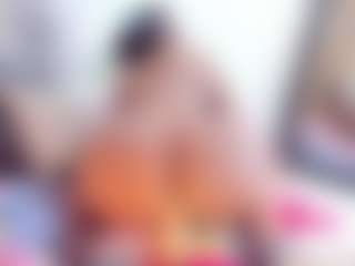 Laura Saenz's Live Sex Cam Show