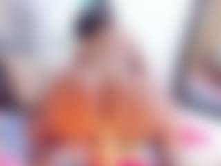 Laura Saenz's Live Sex Cam Show