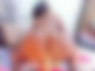 Laura Saenz's Live Sex Cam Show