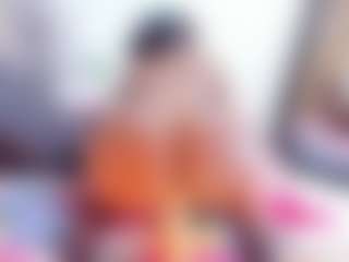 Laura Saenz's Live Sex Cam Show