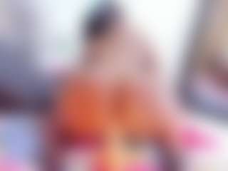 Laura Saenz's Live Sex Cam Show
