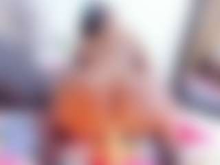 Laura Saenz's Live Sex Cam Show
