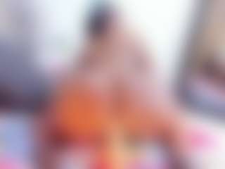 Laura Saenz's Live Sex Cam Show