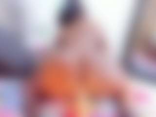 Laura Saenz's Live Sex Cam Show
