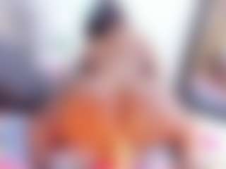 Laura Saenz's Live Sex Cam Show
