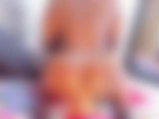Laura Saenz's Live Sex Cam Show