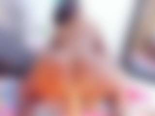 Laura Saenz's Live Sex Cam Show