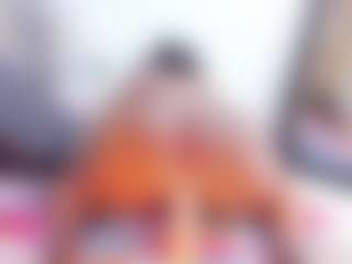 Laura Saenz's Live Sex Cam Show