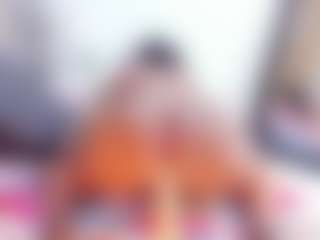 Laura Saenz's Live Sex Cam Show