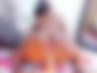 Laura Saenz's Live Sex Cam Show