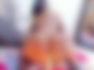 Laura Saenz's Live Sex Cam Show