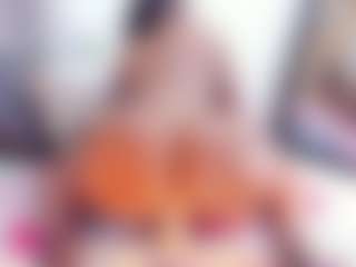 Laura Saenz's Live Sex Cam Show