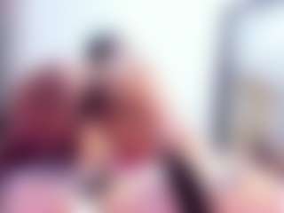 Laura Saenz's Live Sex Cam Show