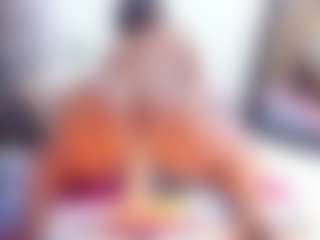 Laura Saenz's Live Sex Cam Show