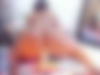 Laura Saenz's Live Sex Cam Show