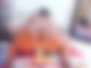 Laura Saenz's Live Sex Cam Show