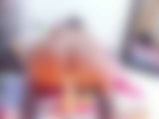 Laura Saenz's Live Sex Cam Show