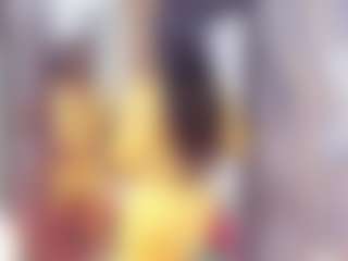 Laura Saenz's Live Sex Cam Show