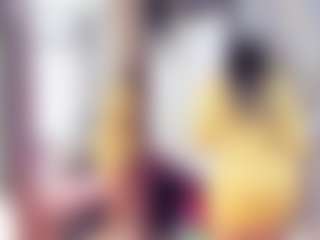 Laura Saenz's Live Sex Cam Show