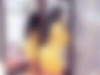 Laura Saenz's Live Sex Cam Show