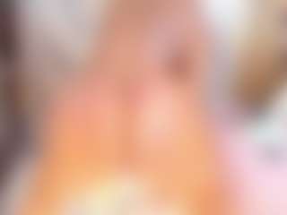 Laura Saenz's Live Sex Cam Show