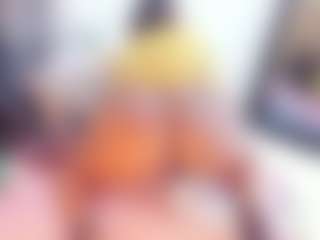 Laura Saenz's Live Sex Cam Show