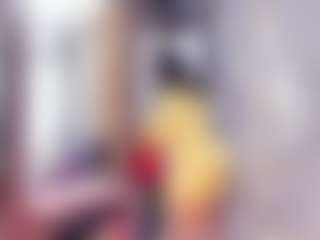 Laura Saenz's Live Sex Cam Show