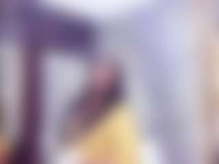 Laura Saenz's Live Sex Cam Show