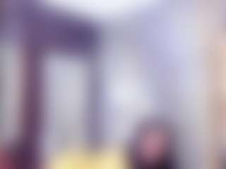 Laura Saenz's Live Sex Cam Show