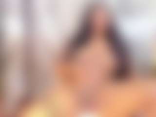 Laura Saenz's Live Sex Cam Show