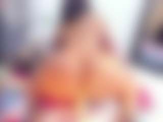 Laura Saenz's Live Sex Cam Show