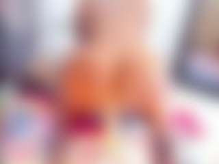 Laura Saenz's Live Sex Cam Show
