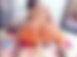 Laura Saenz's Live Sex Cam Show