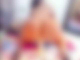 Laura Saenz's Live Sex Cam Show