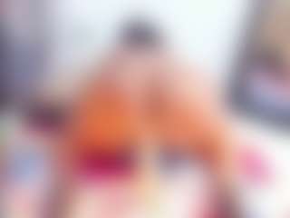 Laura Saenz's Live Sex Cam Show