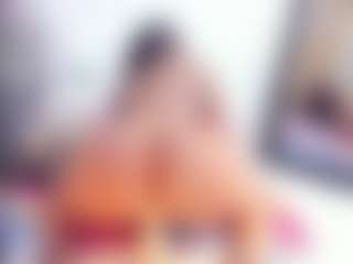 Laura Saenz's Live Sex Cam Show