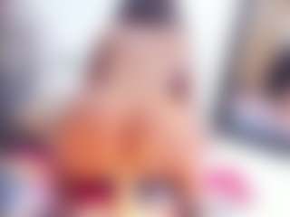 Laura Saenz's Live Sex Cam Show