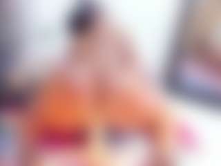 Laura Saenz's Live Sex Cam Show