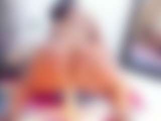 Laura Saenz's Live Sex Cam Show