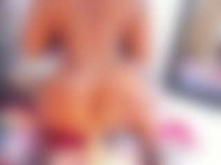 Laura Saenz's Live Sex Cam Show