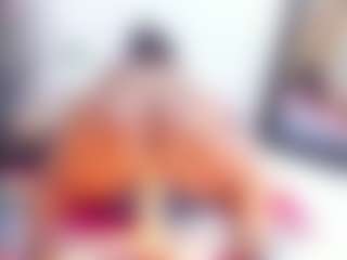 Laura Saenz's Live Sex Cam Show