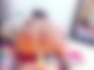 Laura Saenz's Live Sex Cam Show