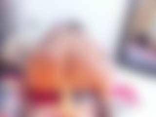 Laura Saenz's Live Sex Cam Show